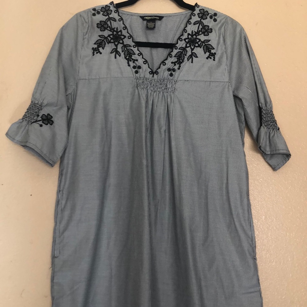 Embroidered Detail Dress